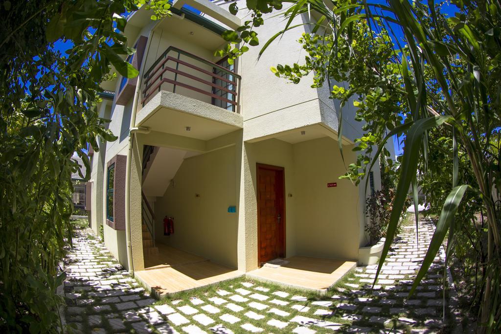 Pallazo Laamu Gan  Buitenkant foto