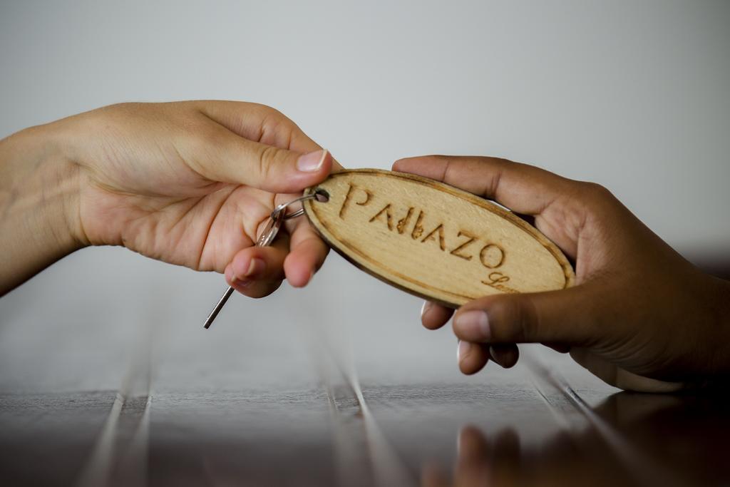 Pallazo Laamu Gan  Buitenkant foto