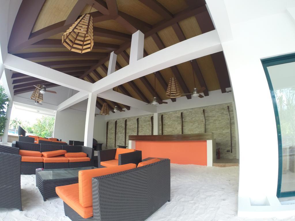 Pallazo Laamu Gan  Buitenkant foto